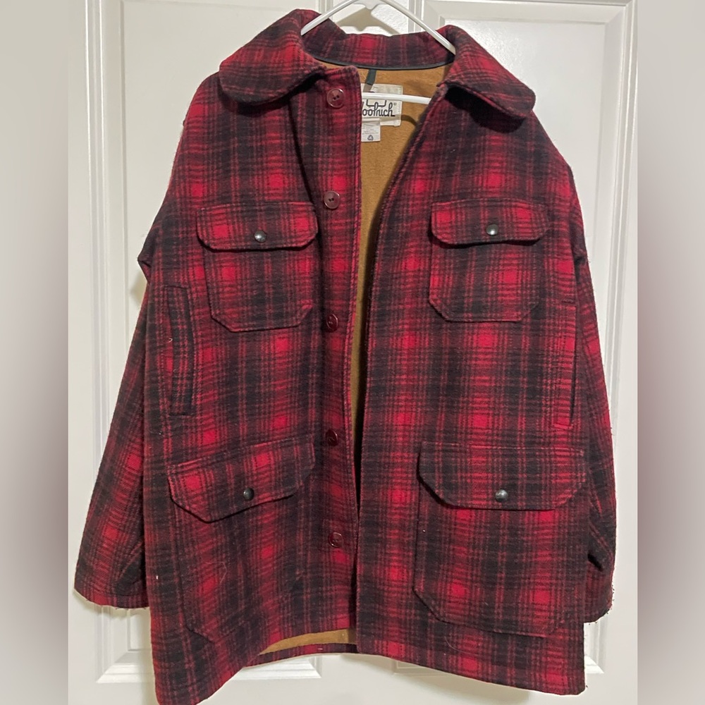 Vintage Women’s  Woolrich Rugged Outdoor  Buffalo Red Plaid Hunting Jacket